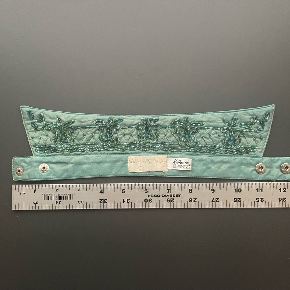 New Rare Pet Vintage Katerine Collectibles Wayne Kelski Beaded pet collar small